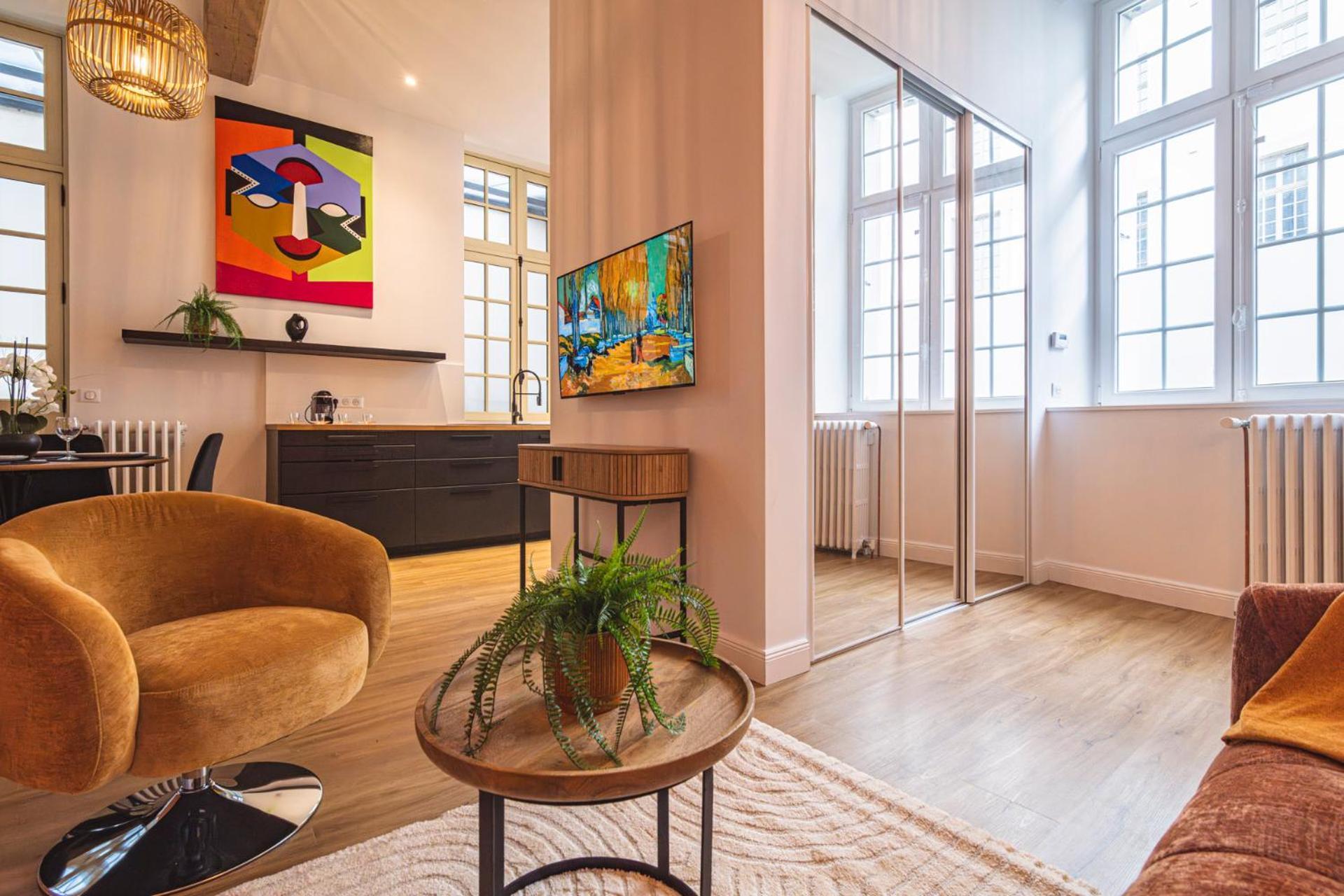 Mm Suites Loft Cathedrale Reims Esterno foto